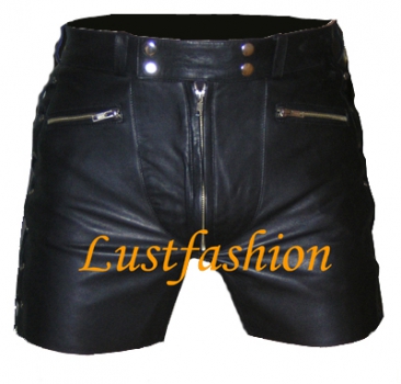 Leather shorts with laces in different colors